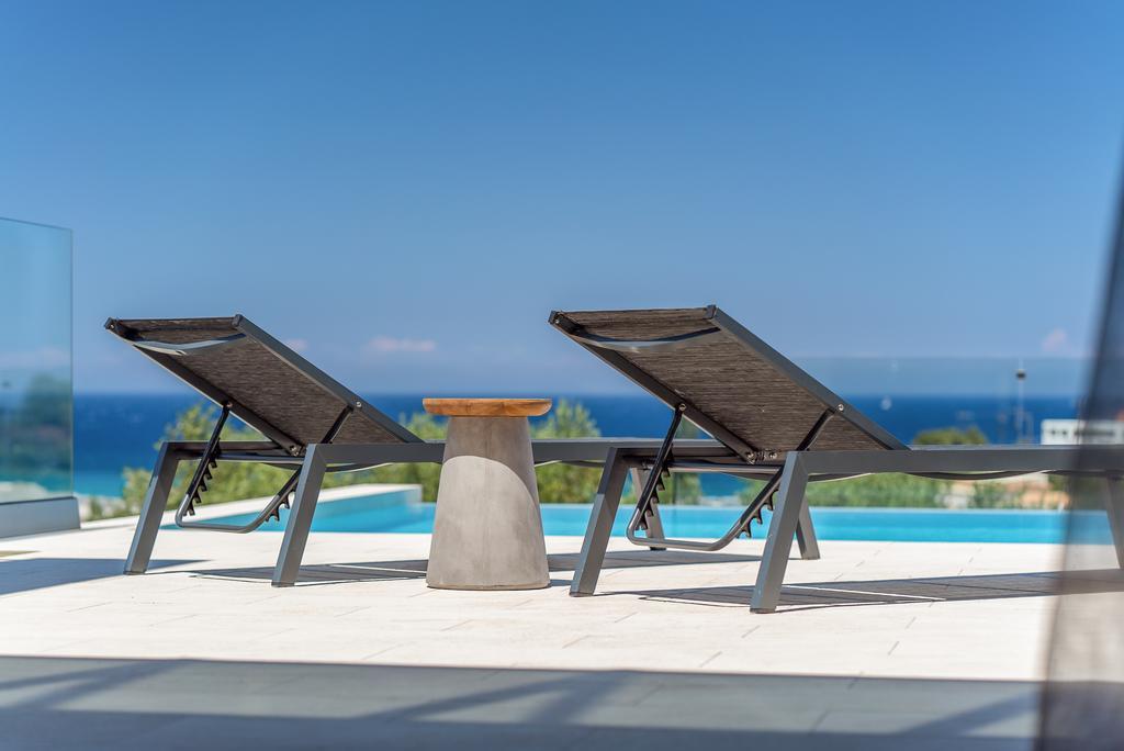 Akemi Luxury Villa 蒂锡利维 外观 照片